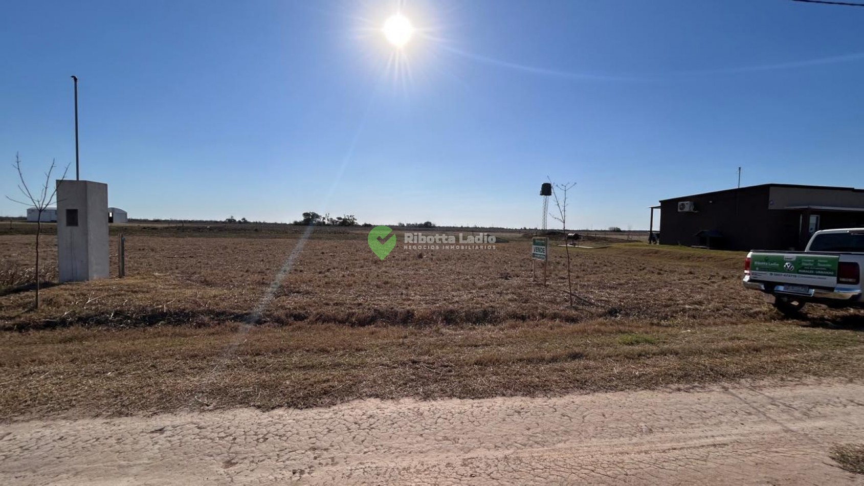 Lote terreno baldio con mejoras 